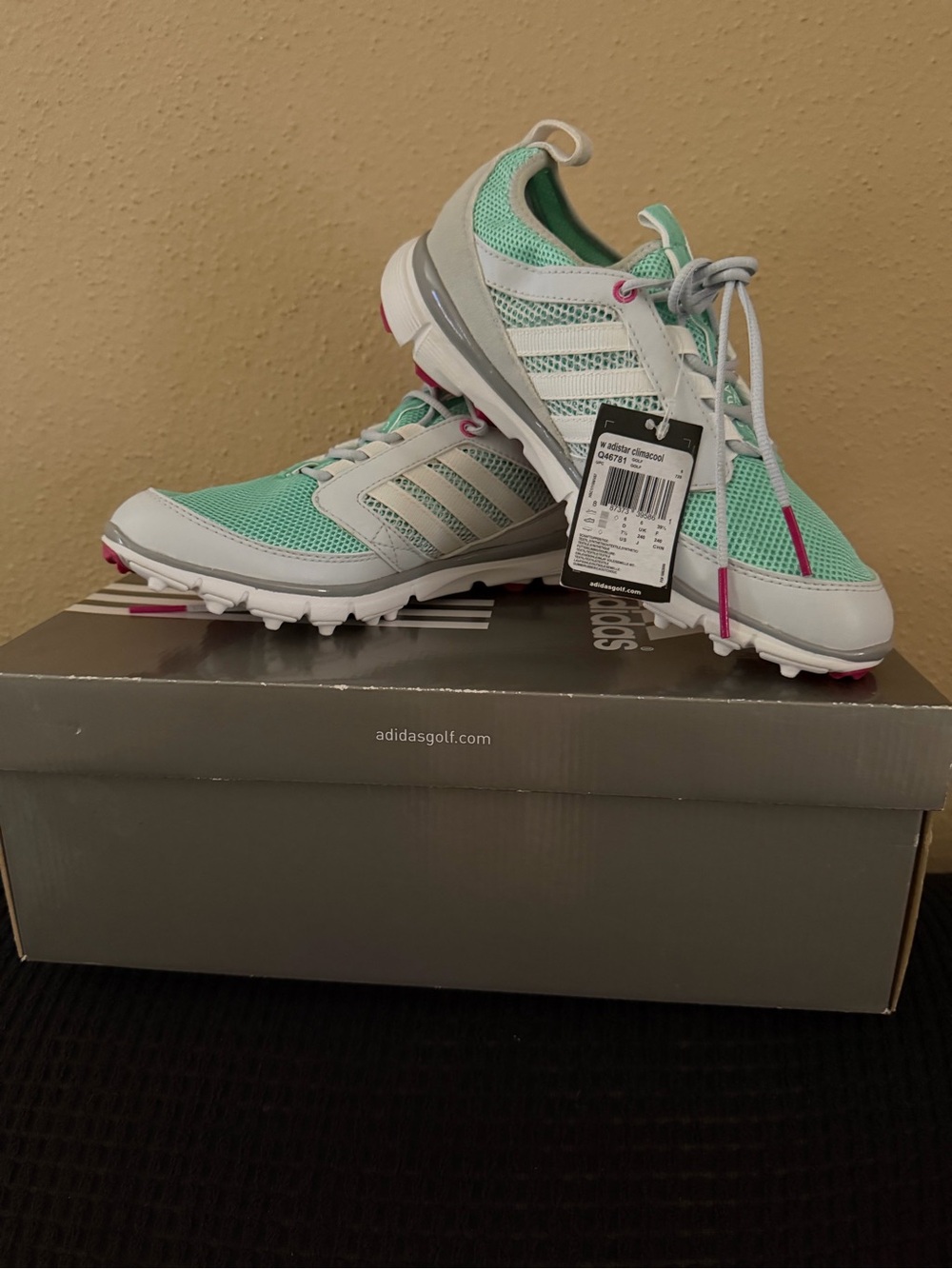 adidas Women’s Mint Green and White Golf Sneakers with Pink Accents